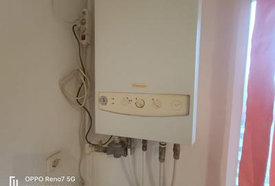 Apartament de vanzare 4 camere - living și 3 dormitoare - 13