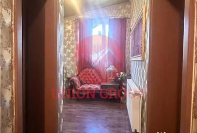 Casă cu 7 camere cu Teren 660 Mp în Lazu