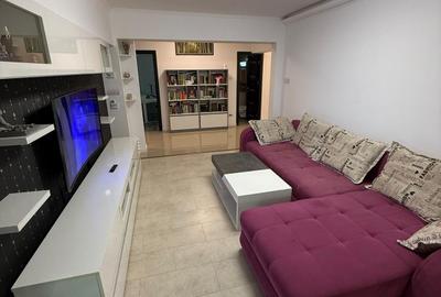 Apartament cu 4 camere decomandat, mobilat în Boema - 2