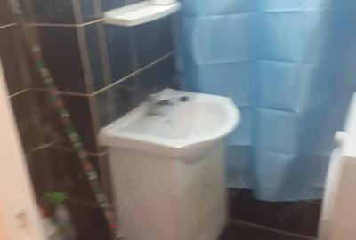 Inchiriez garsoniera ,zona Micalaca - 2