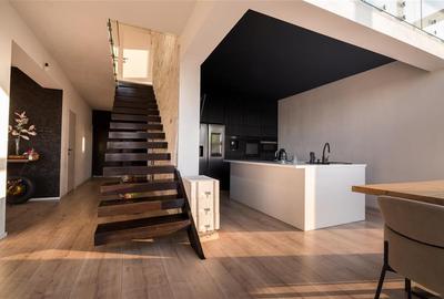 Casă cu 5 camere cu Teren 900 Mp în Oncea - 32