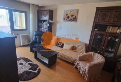 Apartament cu 3 camere decomandat în Crângași - 1