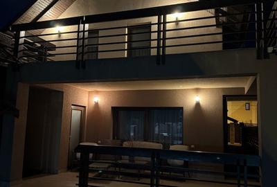 Casă cu 4 camere în Central - 3