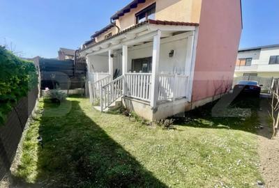 Casă cu 3 camere cu Teren 198 Mp în Micești