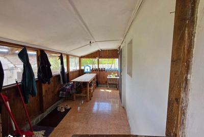 Casă cu 2 camere cu Teren 900 Mp în Mândra - 4