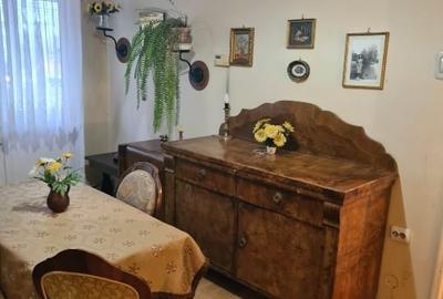 46mp cu Mobilier de Epocă în Bloc Solid din 1975 - 2