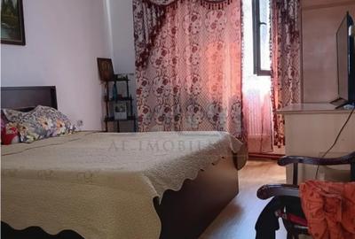 Casă cu 8 camere în Lunca Cetățuii - 2