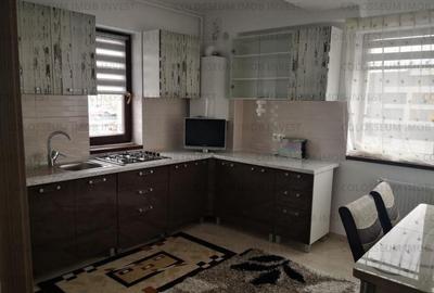 Apartament 2 camere, decomandat - zona Tractorul - 4