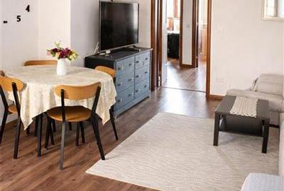 Duplex cu 5 camere cu Canalizare în Sânpetru - 3