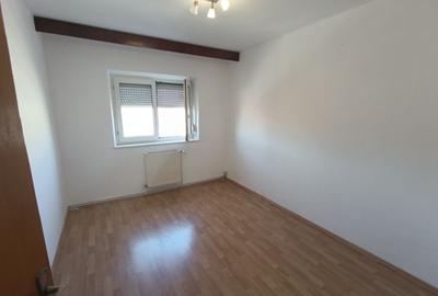 Apartament cu 4 camere decomandat în Bartolomeu - 7