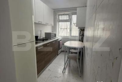 Apartament cu 2 camere semidecomandat în Micro 6 - 7