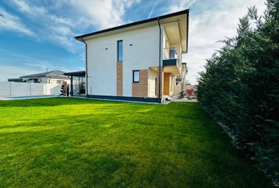 Vila Individuala - Comuna Berceni - 5 Camere - Teren 800 mp - Piscina incalzita - 10