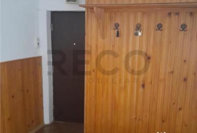 Apartament cu 3 camere decomandat în Aleșd - 3