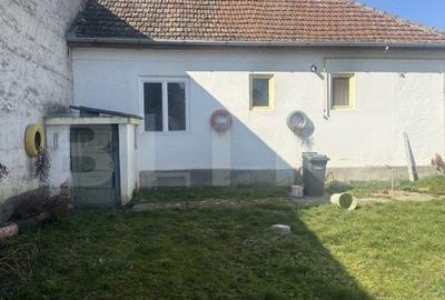 Casa de locuit cu 3 camere, 80 mp, cu 683 mp teren, zona Centrala - 9