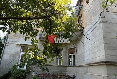 Casă individuală cu 16 camere cu Canalizare în Neptun - 1