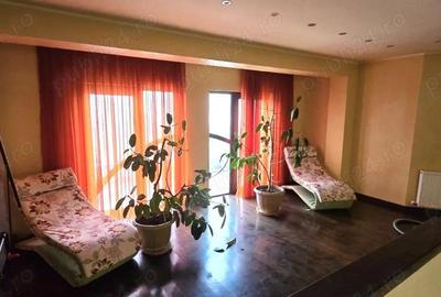 Casă cu Teren 953 Mp în Petrești - 1