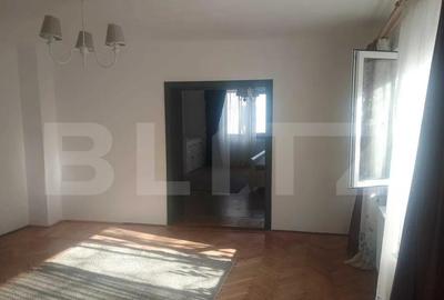 Casă cu 5 camere cu Teren 461 Mp în Blumăna