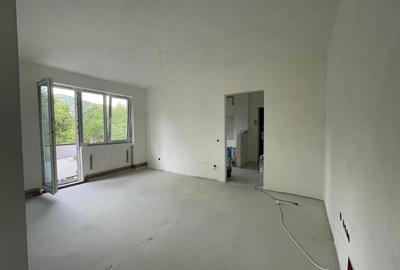 Apartament cu 2 camere usor accesibile, etaj 3/4, luminoase, Vivo Mall Sasar - 2