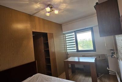 Garsonieră decomandată, mobilată în Vest - 3