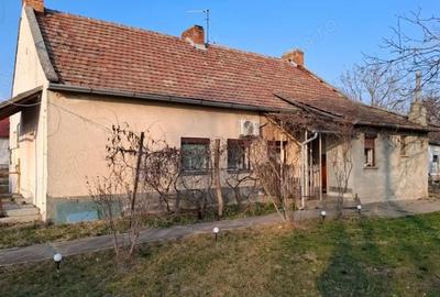 Casă cu Teren 1100 Mp în Central - 3