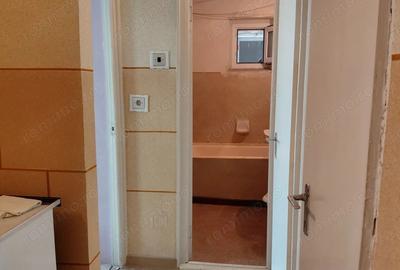 Apartament cu 2 camere decomandat în Micro 17 - 5
