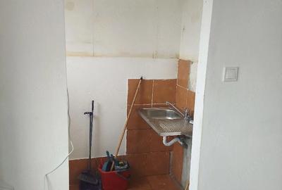 Garsonieră semidecomandată în Rahova