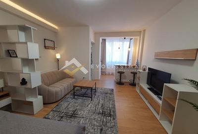 Garsonieră semidecomandată, mobilată în Tractorul - 4