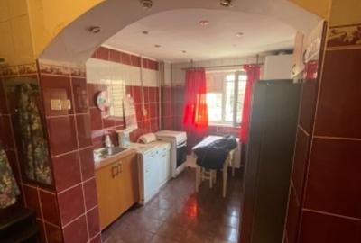 Vanzare apartament 2  camere Titan - 3