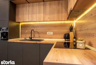 Casă cu 5 camere cu Teren 253 Mp în Central - 10