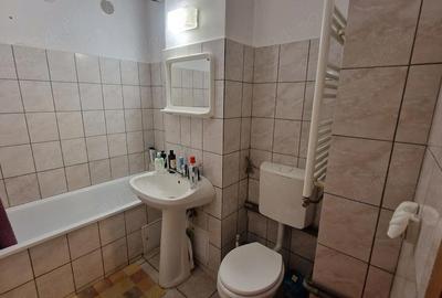 Apartament cu 3 camere decomandat în Soarelui - 6