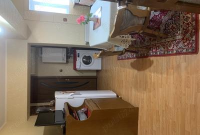 Apartament cu 3 camere decomandat în Caracal - 9