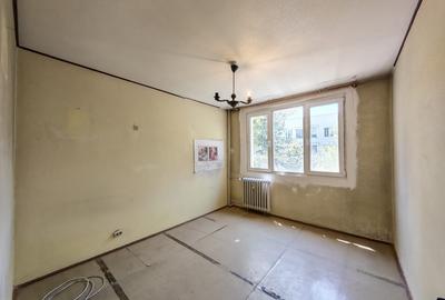 Apartament cu 2 camere decomandat în 1 Decembrie 1918 - 12