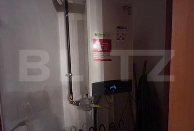 Apartament cu 4 camere decomandat în Rovine - 11