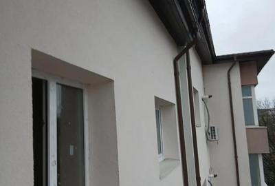 Apartament cu 3 camere decomandat în Central - 3