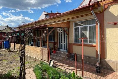 Casă cu 4 camere în Micro 9 - 5