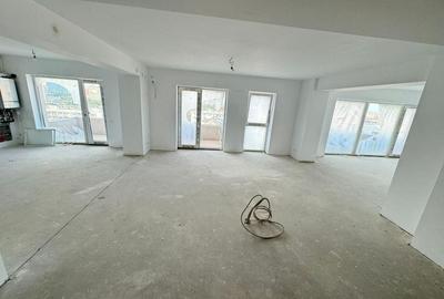 Duplex 5 camere 251 MP 8 Parcari Ștefan cel Mare - Parcul Circului - 1