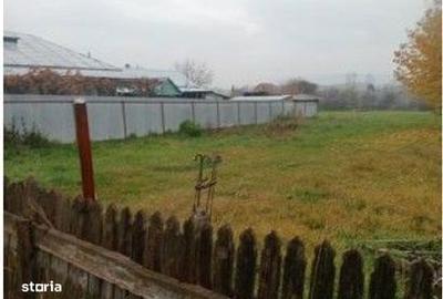 Teren de 855 mp, în Dochia - 2