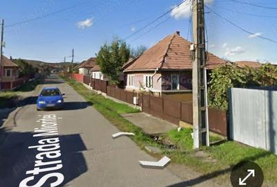 Casă cu Teren 930 Mp în Central