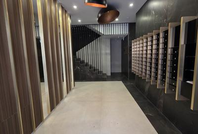 Apartament cu 3 camere decomandat în Circumvalațiunii