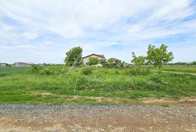 Teren intravilan in zona rezidentiala, la 1 km de A0 si A1 - 8