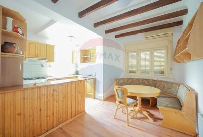 Casă cu 4 camere cu Teren 360 Mp în Central - 8