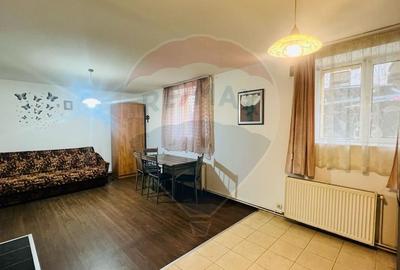 Apartament cu 2 camere in centrul vechi - 3
