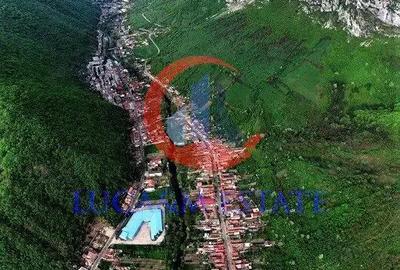 Apartament cu 3 camere în Central - 1