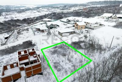 Teren de 542 mp, în Paleu