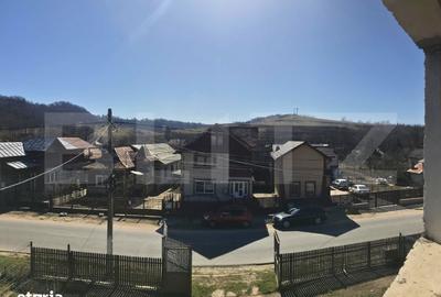 Casă cu 6 camere cu Teren 3050 Mp în Mănești - 7