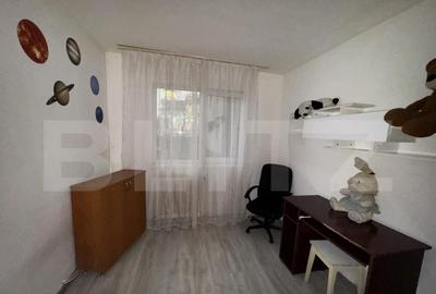 Apartament de vanzare, cu 3 camere, 43 mp, zona Dacia - 3