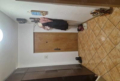 Apartament cu 3 camere decomandat în Dristor - 2