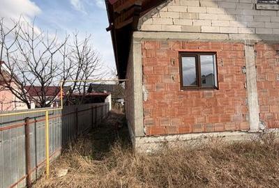 Casă cu 4 camere cu Teren 200 Mp în Măgura - 2