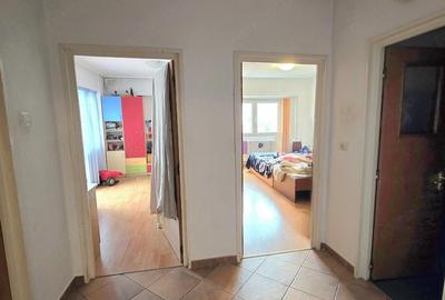 Apartament cu 3 camere decomandat în Central - 8