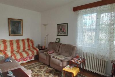 Casă cu 6 camere cu Teren 265 Mp în Central - 3